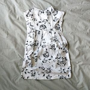 White and black roses dress